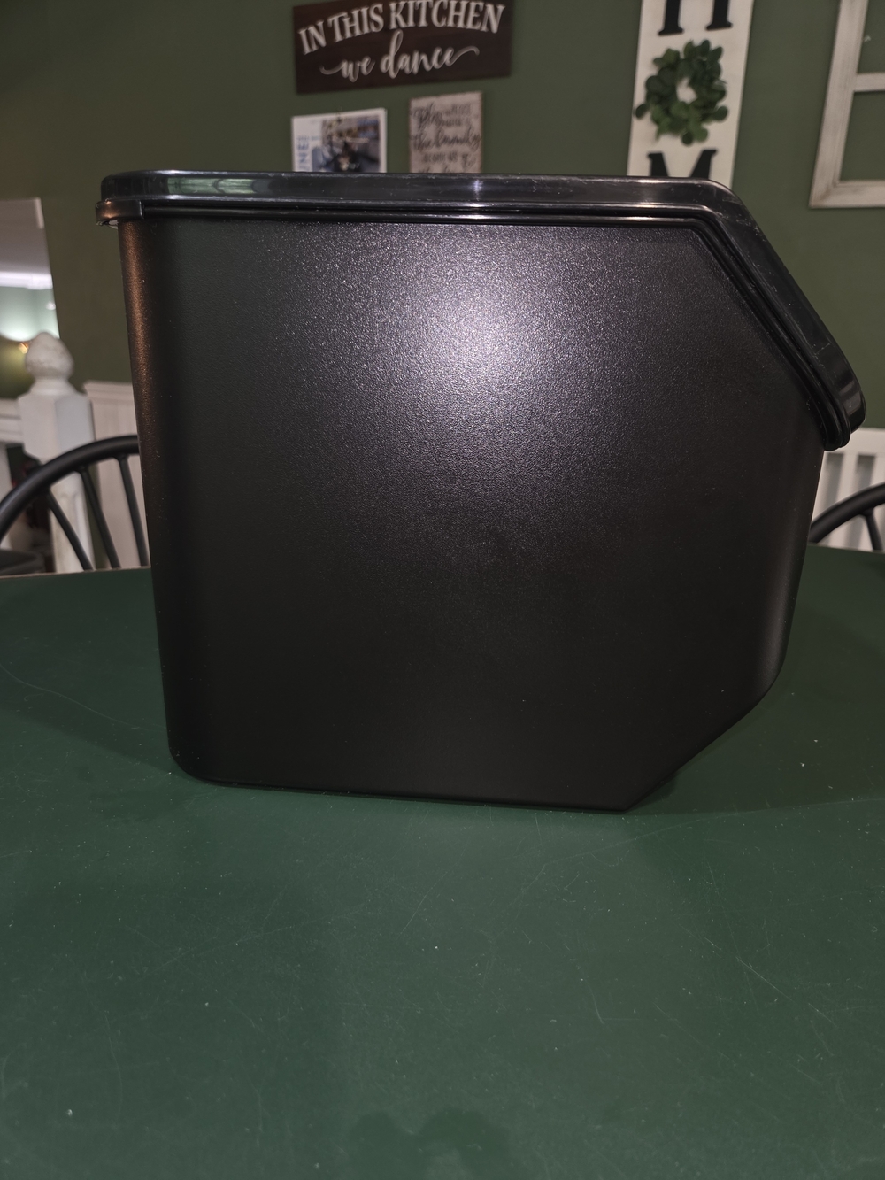 Tupperware Potato Storage - Picture 2 of 8